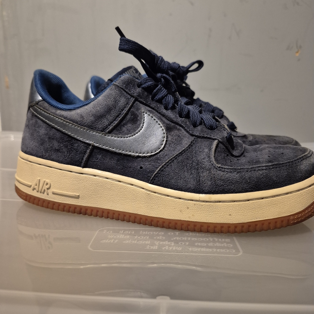 AF1 Nike Women's Navy Suede Sneakers